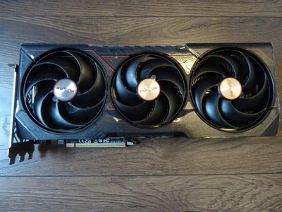 Grafikkarte Sapphire Pulse Radeon RX 9070 XT, 16GB GDDR6 2x HDMI, 2x DP