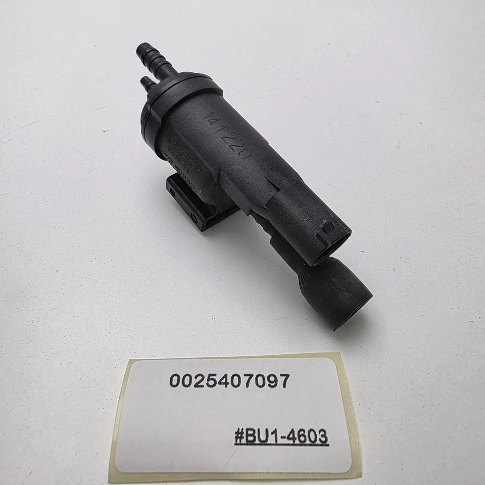 2007-2009 Mercedes-Benz E320 Air Injection Pump Check Valve 0025407097 - Imagem 4 de 4
