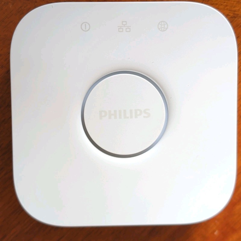 Philips Hue 2.1 Bridge Smart Home Hub Wired Connectivity with Power Adapter