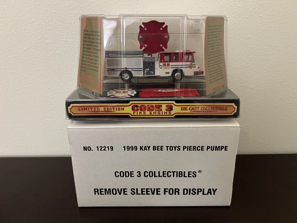 Code 3 Collectible #12219 KB Toys Pierce Quantum Pumper 1999 MIB W/Sleeve - Image 2 of 4