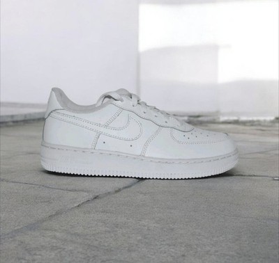 NIKE AIR FORCE 1 WHITE KIDS SHOES - SIZE 2.5Y CHILDREN SNEAKERS