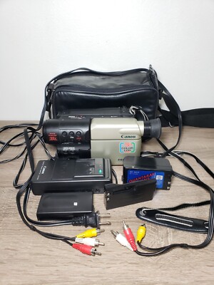 Canon ES20V Video Camera. Image Stabilizer 32x Digital Zoom. Batteries Charger. 