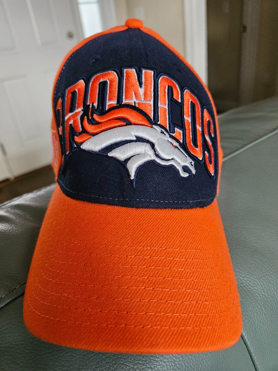 New Era Men's Denver Broncos 39THIRTY Clean Hit Flex Fit Hat