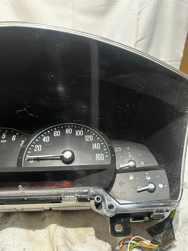 Приборный спидометр 06–07 Cadillac XLR 10371112 94k от оригинального производителя - Изображение 3 из 4