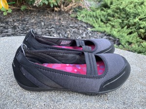 skechers size 36