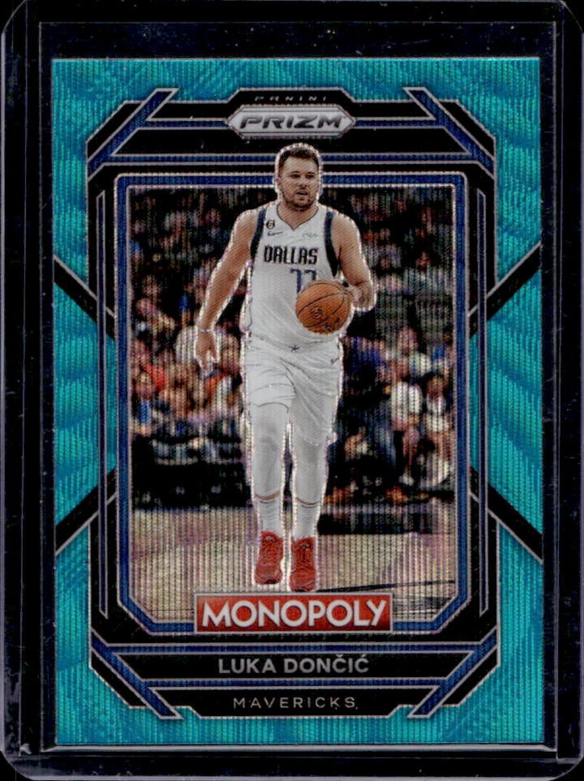 2022-23 Panini Prizm Monopoly Luka Doncic Teal Wave #19 Mavericks