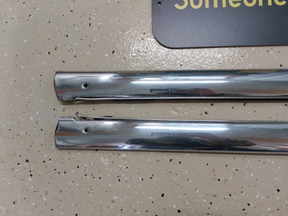 1957 1958 Plymouth Fury 2 puertas techo rígido interior cuarto trasero moldura de vidrio 58 Foto 2 de 4