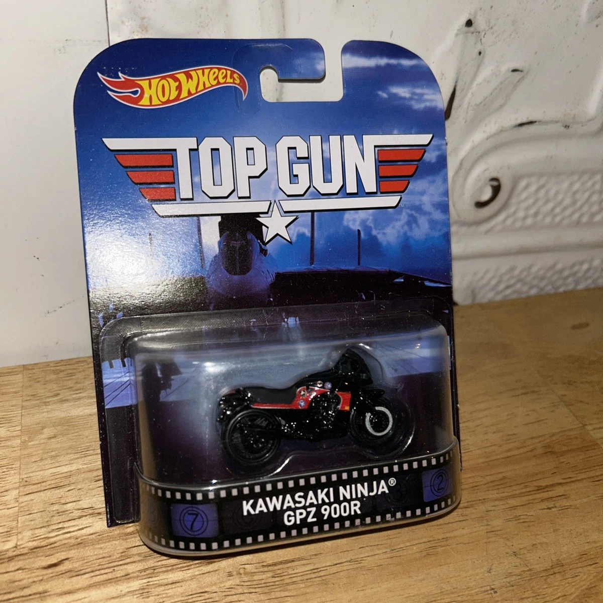 Hot Wheels Retro Entertainment Kawasaki Diecast & Toy Vehicles for