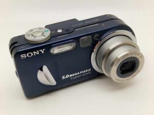Sehr guter Zustand in Verpackung Sony Cybershot DSC-P12 5,0 MP blau Kompakt-Digitalkamera 3 UKPOST