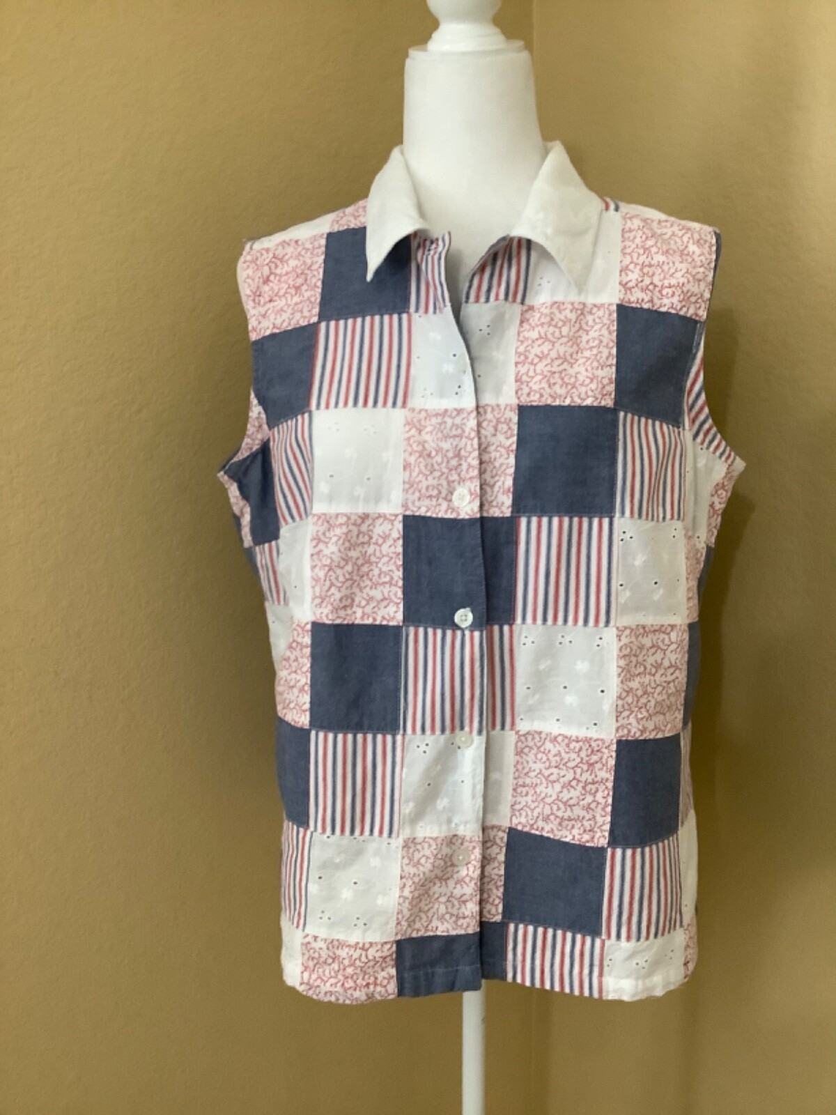 Lemon Grass Women’s Patchwork Front Sleeveless Bl… - image 1