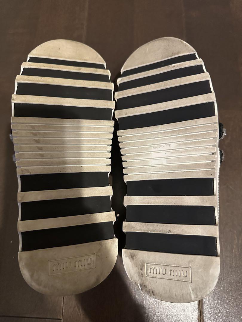 【送料込み】miu miu★SALE★MS1925 Miu Miu Plume Sneakers | White | FARFETCH
