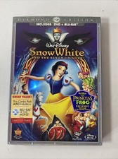 Snow White and the Seven Dwarfs Three-Disc Blu-ray/DVD Combo BD Live w -