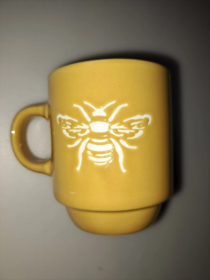 Tazas de café espresso apilables con soporte de alambre Foto 3 de 4