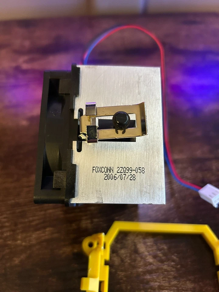 AMD Desktop Cooling Fan & Heatsink Assembly- 2ZQ99-058 - Image 3 of 4