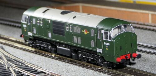 Dapol 4D-012-000 BR Class 22, D6326 in BR Green Livery, Mint, boxed - Picture 2 of 10