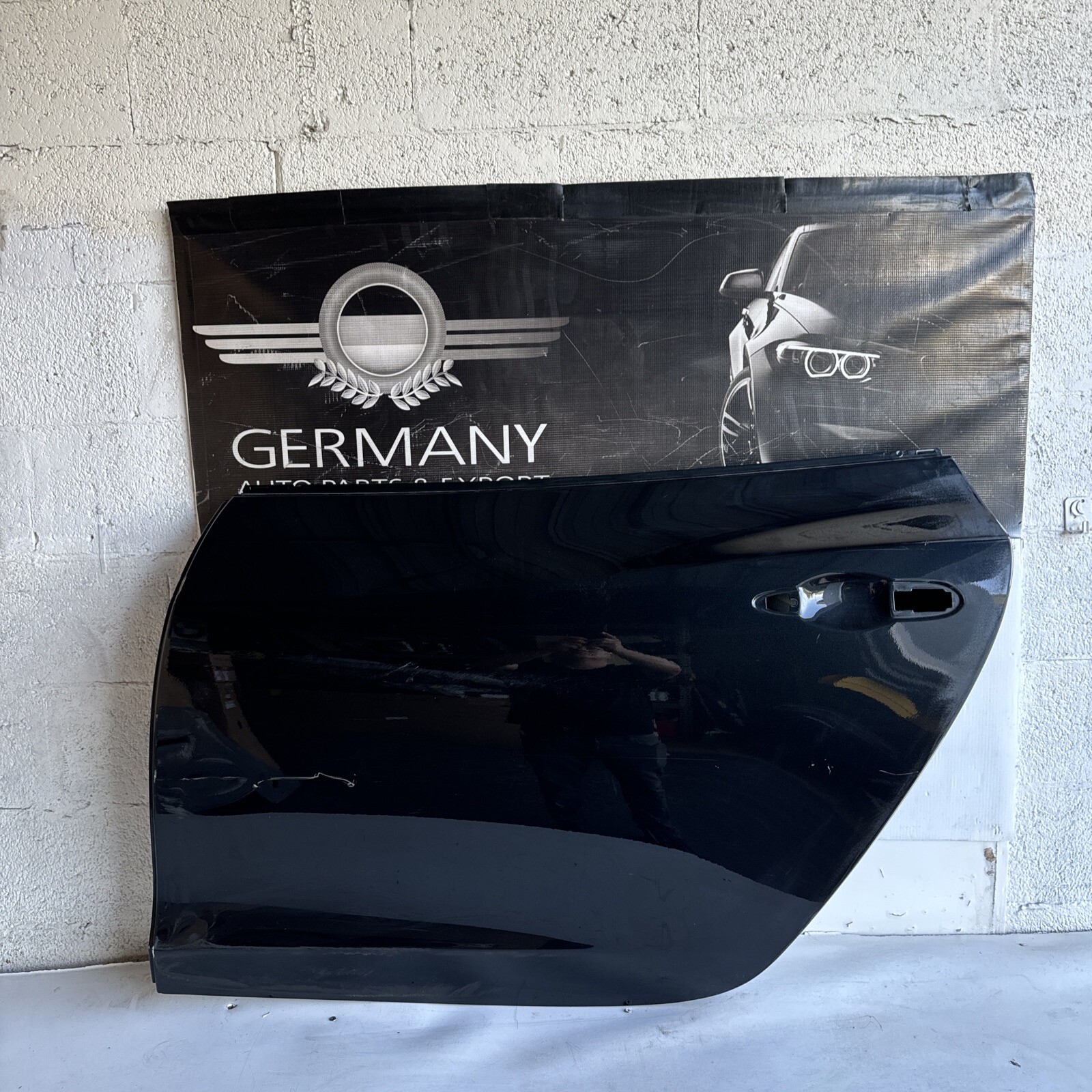 17 Maserati Quattroporte, LH, Left Rear Door Shell Oem  Used  Dents No Shipping