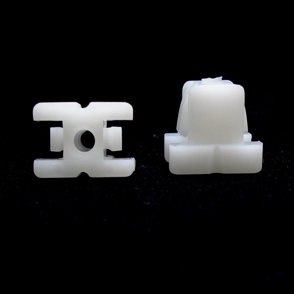 Mitsubishi Grille Clip x10 Triton ME MG Cyclone MJ Mighty Max L200 86-96 White - Imagem 2 de 3