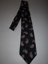 Vintage Claiborne Tie Navy Blue/ Beige Design Geometric Silk Necktie 59  x3.5 New