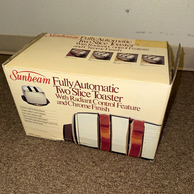 NOS Vintage Sunbeam Deluxe Automatic Radiant Control Toaster Chrome NIB Manuals