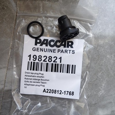 1982821 Oil Drain Plugs for EPA 10 PACCAR MX-13 and MX-11 Engines 1982821PE New