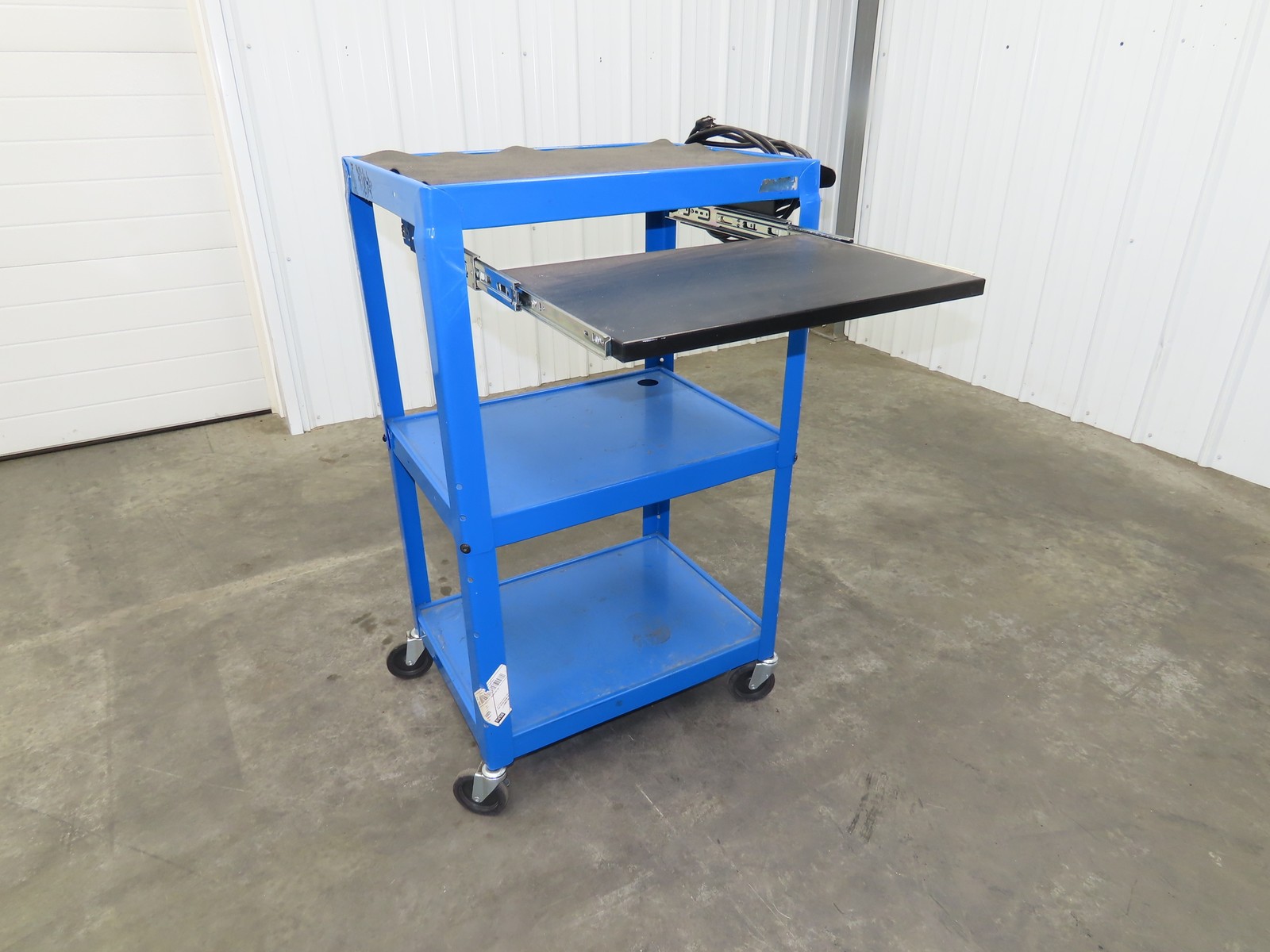 Uline H-4607 Mobile Workstation Computer Cart w/Power Strip 26x20"x 29-42"H Blue