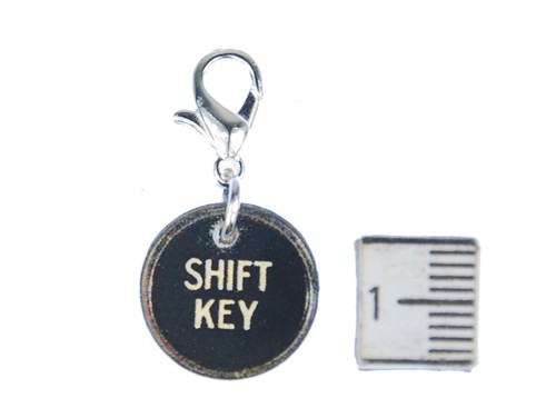 Shift Key Charm Anhänger Miniblings Schreibmaschine Taste Holz Zeichen Umschalt - Picture 2 of 3