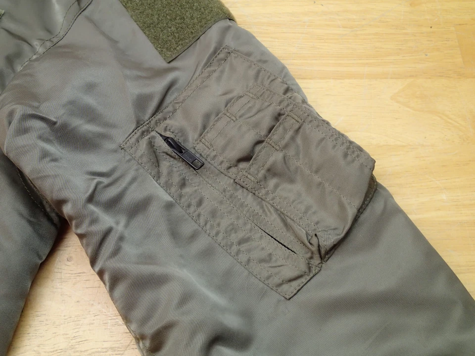 Cockpit USA Z2285 US Fighters Aviators Flight Kit Jacket Size XS Has Stains READ - Image 3 of 4