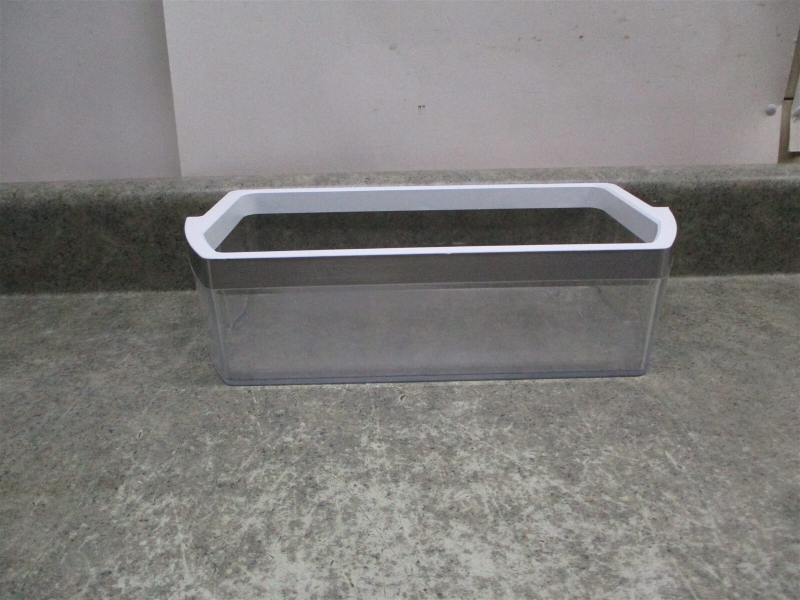 BOSCH REFRIGERATOR DOOR BIN PART # 00798475