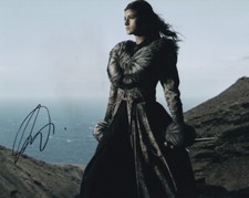 ANYA CHALOTRA signed Autogramm 20x25cm THE WITCHER in Person autograph COA