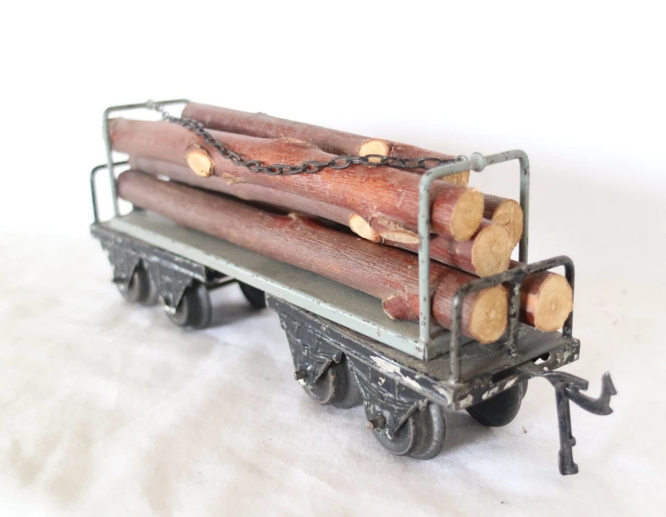 AC3285A: Vintage Bing O Gauge Stake / Bolster Wagon with Timber Load 14470/0 - Image 2 of 4