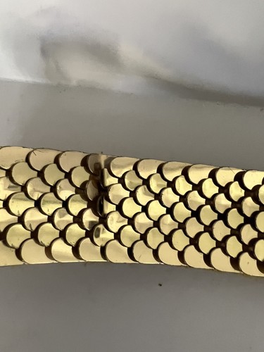 VINTAGE FISH SCALE STRECH 70’S ? 80’s? GOLD METAL Golden BUCKLE NIGHTCLUB - Picture 6 of 6