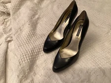 Nine West, Navy Leather Almond Toe Pumps, Classic Heels, Size 7.5M