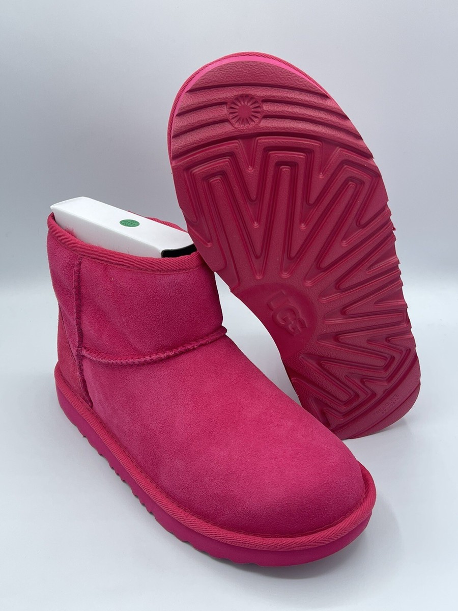 UGG Classic Mini II Boot Big Kids Suede Upper 1017715K Pink 100