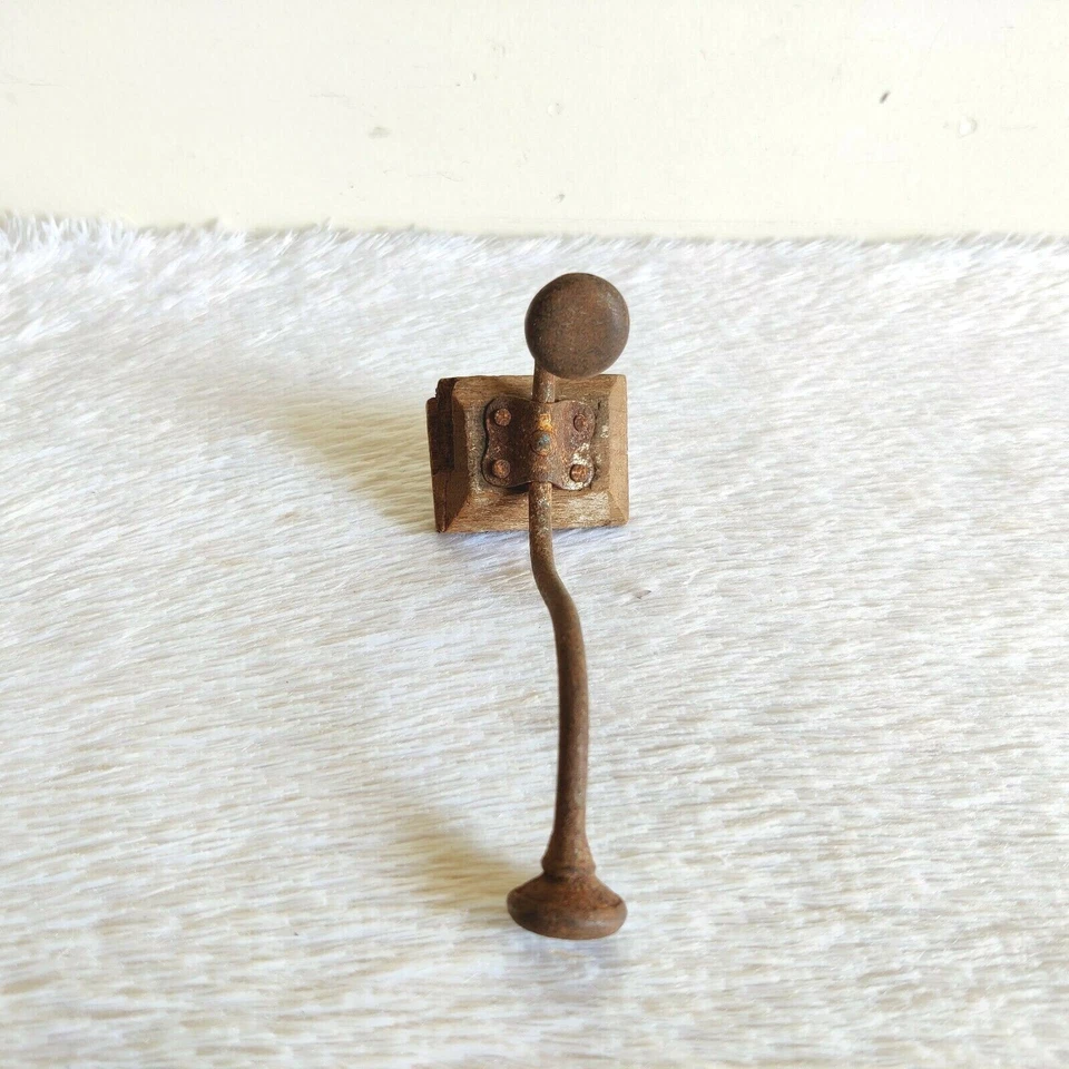 1940s Vintage Ornate Victorian Dual Side Iron Knobs Wall Hook Hanger Wooden I401 - Imagem 2 de 4