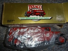 Ertl Texaco 1930 Diamond Fuel Tanker Diecast Coin Bank 9330VO NEW 