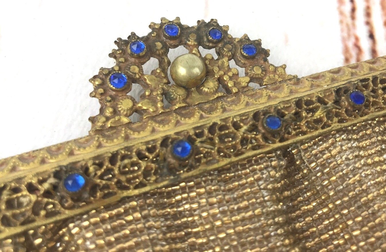 Picture 4 of 12