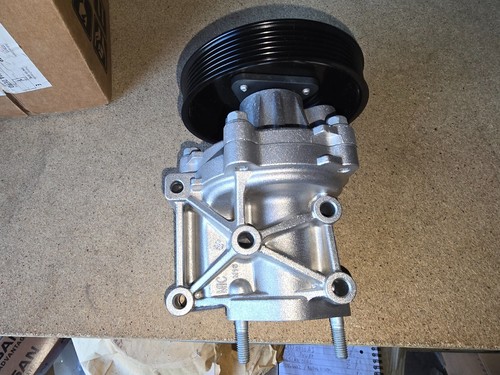 Dodge Journey Fiat Freemont Jeep Compass Patriot Water Pump Assy. K05047138AC - Picture 5 of 5