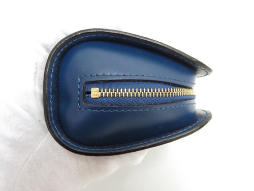 Authentic Louis Vuitton Epi Dauphine PM Pouch #38183 - Picture 8 of 18