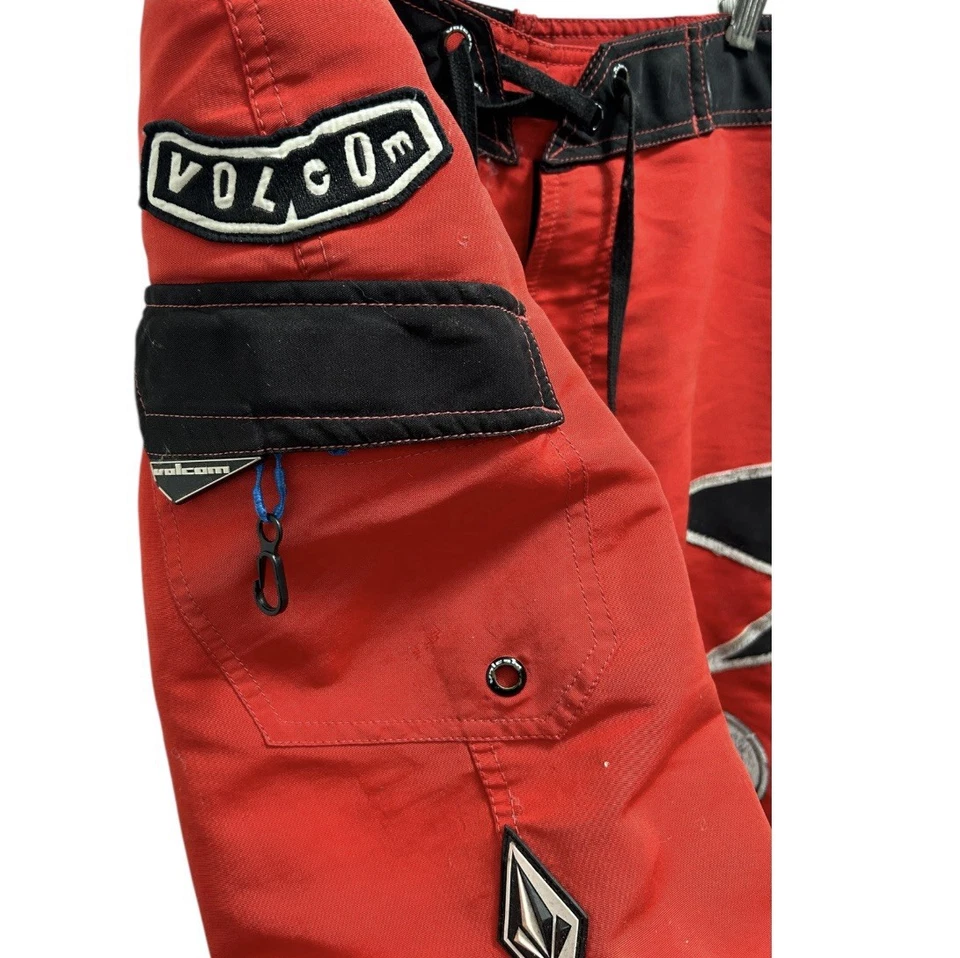 Volcom Men's Swim Trunks Size 32 Y2K Board Shorts Surf Beach - Image 3 of 4