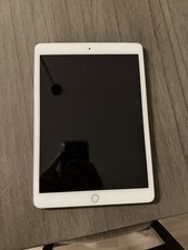 Apple iPad 7th Gen Cellular WiFi 32GB 10.2 in A2200 MW6X2LL/A Silver