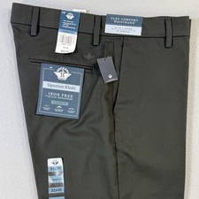 Dockers Men's Signature Classic Fit Iron Free Khaki Pants Steelhead 32x30 80