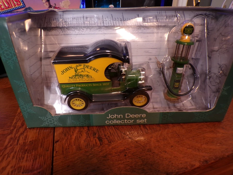 GEARBOX JOHN DEERE COLLECTOR SET [2-PACK] LOWEST ON EBAY B/NEW FREE SHIPPING! - Image 2 of 4