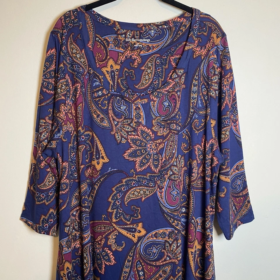 Vestido maxi de malha Soft Surroundings azul marinho estampa paisley manga 3/4 Jersey 2X - Imagem 2 de 4