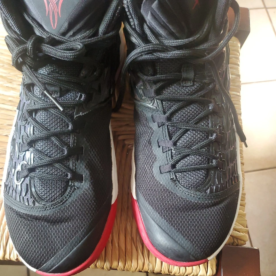 Talla 11 Nike Jordan Melo M13 Negro Blanco Rojo Antracita Baloncesto 881562 002 Para Hombre Foto 3 de 4