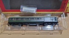 Hornby R4300A SR Dark Olive Maunsell 6 Compartment Brake Composite Coach 4048