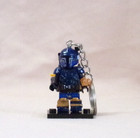MINIFIGURE KEYCHAIN-Star Wars PAZ VIZSLA  +Stand New* The Clone Wars Mandalorian — photo 1
