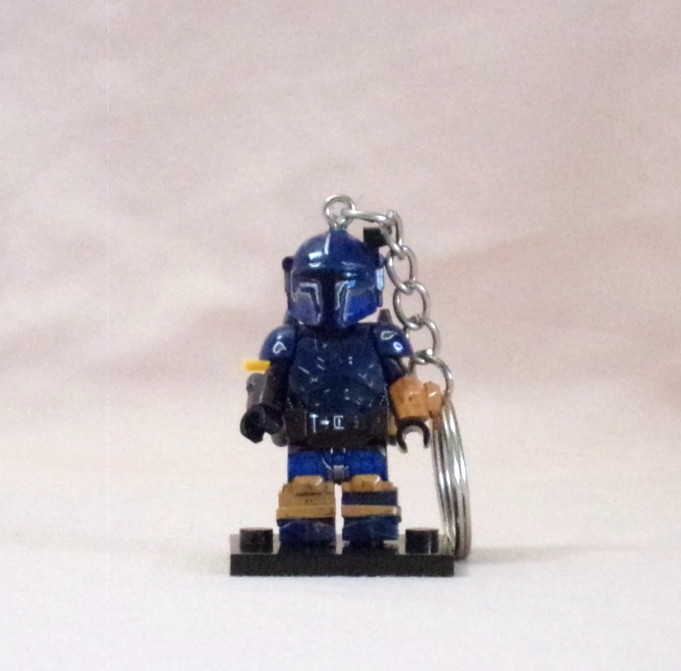 MINIFIGURE KEYCHAIN-Star Wars PAZ VIZSLA  +Stand New* The Clone Wars Mandalorian