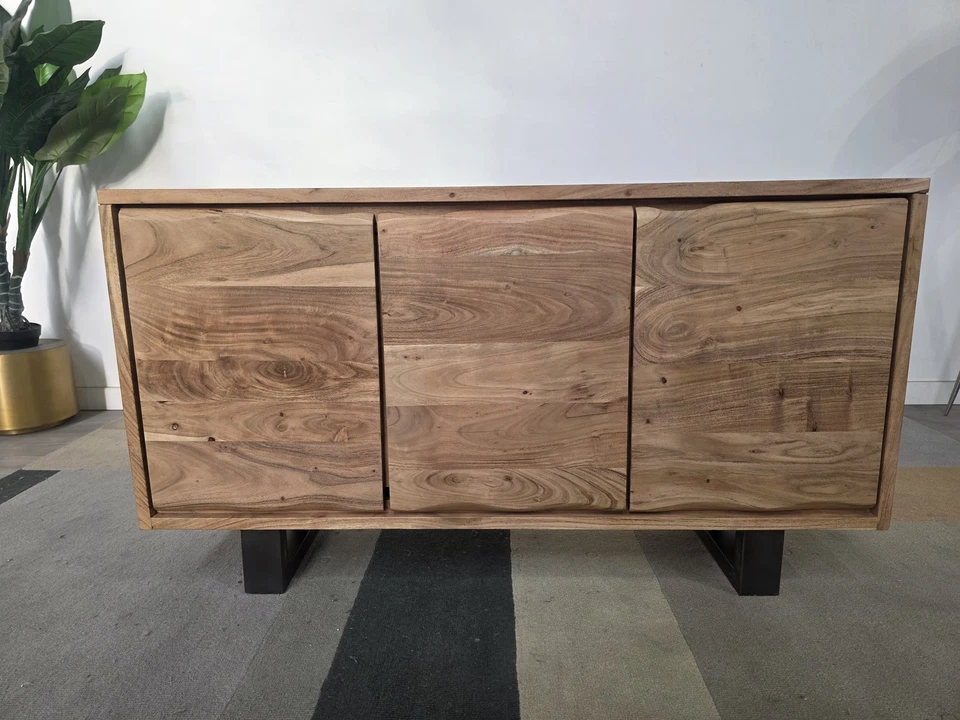 Big Furniture Warehouse Live Edge Solid Acacia 3 Door Large Sideboard RRP £600 - Image 2 of 4