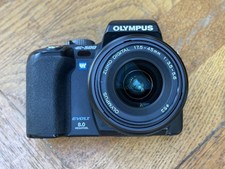 Olympus E- 500 + 17.5-45mm 3.5-5.6 - 6525 actuations
