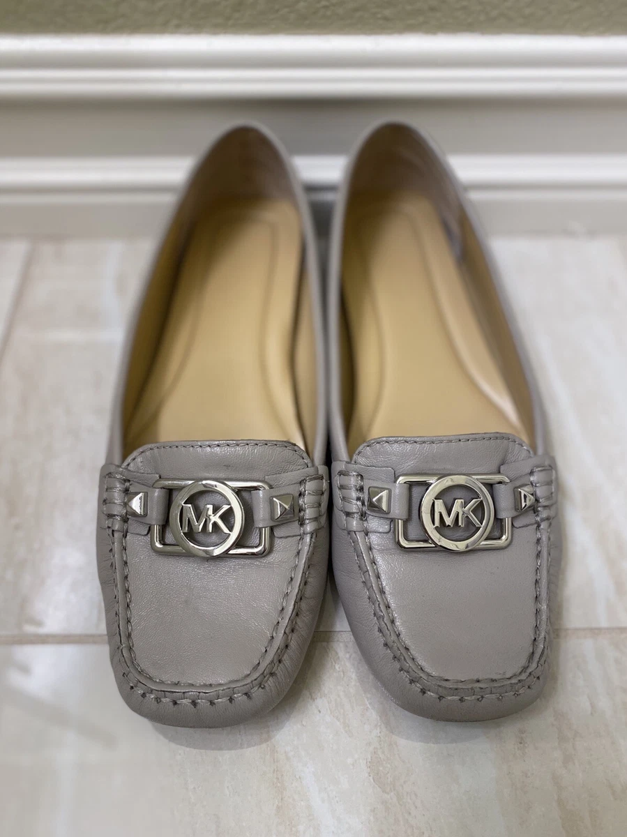 Michael kors charm moc best sale loafer